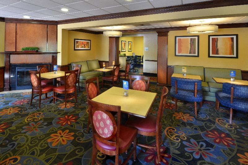 Holiday Inn Express Richmond I-64 Short Pump Area, An Ihg Hotel Esterno foto